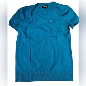 Dalia Women's Blue Sweater shirt